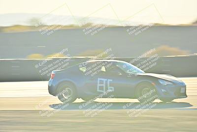 media/Nov-02-2025-Speed Ventures (Sun) [[c948a89870]]/Black/Session 4/